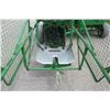 Image 10 : JD 338 small square baler, hydraulic 40 ejector