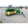 Image 4 : JD 338 small square baler, hydraulic 40 ejector