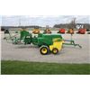 Image 5 : JD 338 small square baler, hydraulic 40 ejector