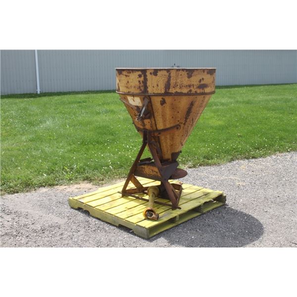 Bohle 3pth fertilizer spreader, pto