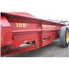 Image 13 : New Holland 155 single axle manure spreader