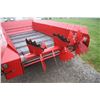 Image 9 : New Holland 145 single axle manure spreader