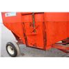 Image 10 : Turnco 225S gravity wagon, Horst running gear, lights