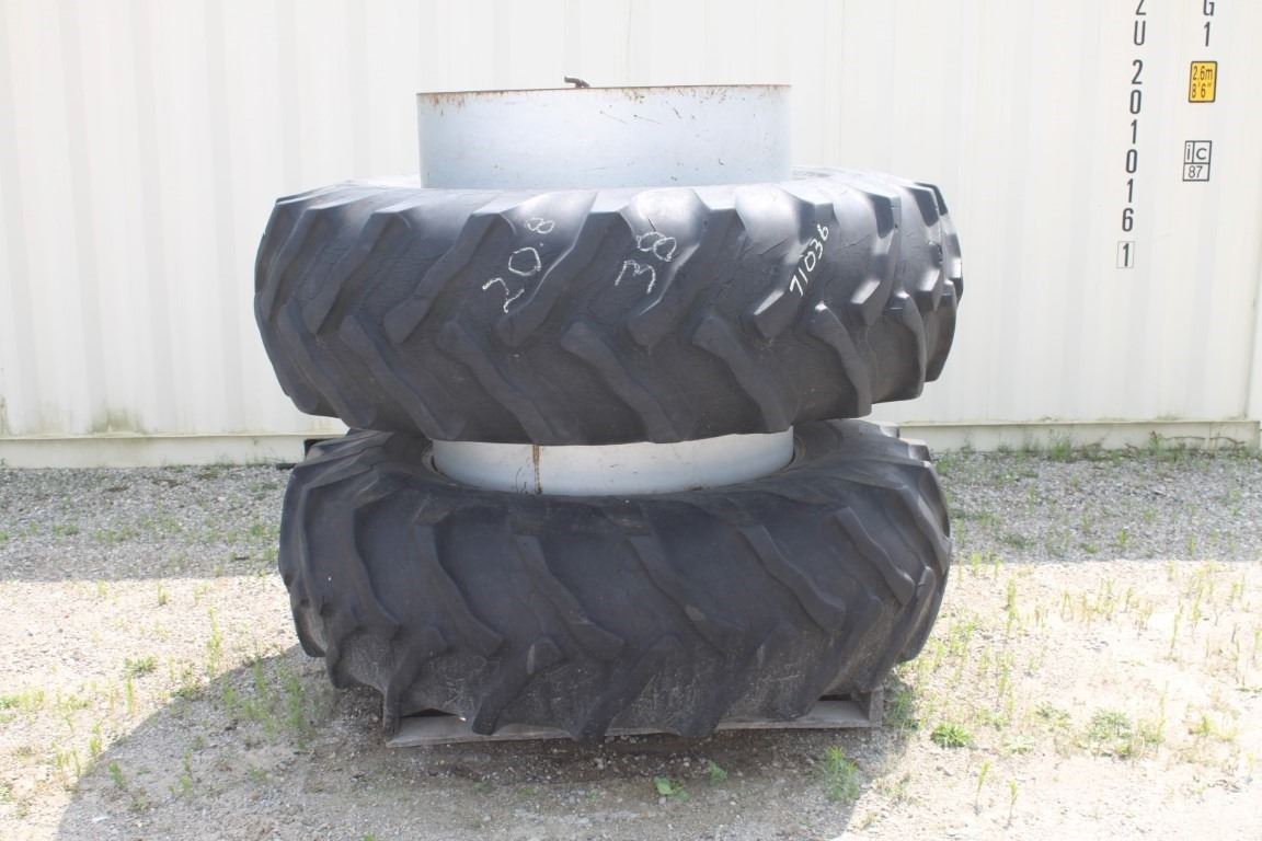 GoodYear set of 20.8x38 T-rail snap on duals, 12