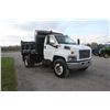 Image 4 : 2005, GMC C8500 single axle dump truck, with Tenco salt/sand spreader, Alliston automatic, diesel,