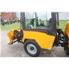 Image 14 : Trackless MT6T sidewalk unit, front V blade and rear drop sander, 5325 hours
