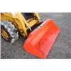Image 12 : JD 240 Series II skidsteer, rops, 10.00x16.5, New 60" material bucket, 3890 hours