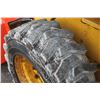 Image 8 : JD 240 Series II skidsteer, rops, 10.00x16.5, New 60" material bucket, 3890 hours