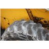 Image 9 : JD 240 Series II skidsteer, rops, 10.00x16.5, New 60" material bucket, 3890 hours
