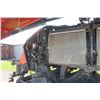 Image 11 : Kuhn LSB 890 large square baler, Power Density, perservative tank