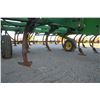 Image 18 : JD 2210 44'6" 5 section hydraulic folding cultivator, 5 bar spike harrow