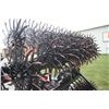 Image 9 : Yetter 3530 30' 3pth hydraulic folding rotary hoe, gauge wheels, lights