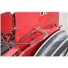 Image 10 : IH 5100 18 run seed drill, front mounted cultivator