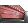 Image 9 : IH 550 single axle manure spreader