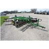 Image 4 : JD 620 13' wheel disc, low acres, light kit, off local estate