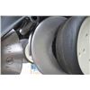 Image 13 : Kinze 3500 8/15 interplant planter, no-till coulters, markers, KPM III monitor