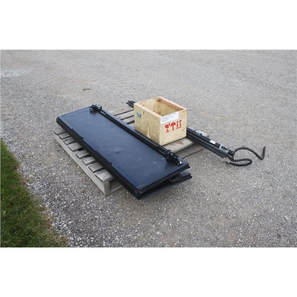 BackFlip tonneau cover to fit 2017 Dodge Ram Rebel, 6' box, 67" inside dimennsions