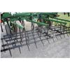 Image 8 : JD 980 22' cultivator, walking tandem, 5 bar spike harrow