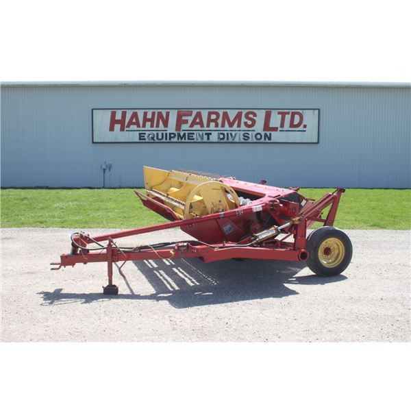New Holland 488 9' haybine, conditioning rolls
