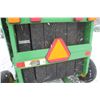 Image 11 : JD 446 4x4 round baler, hydraulic tie, ramp