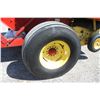 Image 12 : New Holland 650 round  baler, auto wrap, floatation tires, monitor