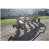 Image 2 : CIH 7500 5 furrow auto reset, vari-width, semi mount plow