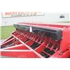 Image 15 : CIH 5100 21 run grain drill, press wheels, grass box, cylinder