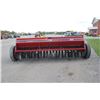 Image 6 : CIH 5100 21 run grain drill, press wheels, grass box, cylinder