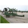 Image 3 : JD 960 24' cultivator, Buehler/Farm King finishing harrow