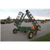 Image 6 : JD 200 25' hydraulic folding crumbler