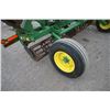 Image 8 : JD 200 25' hydraulic folding crumbler