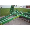 Image 9 : JD 200 25' hydraulic folding crumbler