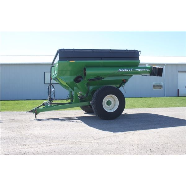 Brent 678 grain cart, tarp, hyd deflector, 24.5x32 tires, light kit