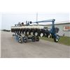 Image 8 : Kinze 3600 12/23 Planter, ground drive, KPM III monitor, corn & bean meters, new Keaton seed firmers