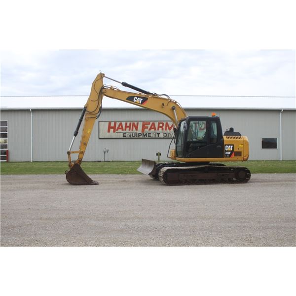 Caterpillar 313F L GC excavator, cab, air, auxilary hydraulics, 36" bucket, front dozer blade, 4256