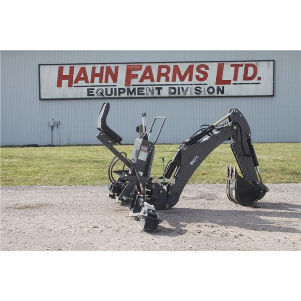BE BK71, 3pth backhoe attachment, digging bucket, 7' 2" dig depth