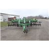 Image 3 : JD 512 7 shank disc ripper, 17'6", hyd folding rear gang