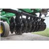 Image 10 : JD 2623 VT 30' 8" vertical till disc, hyd leveling, hydraulic down force rear crumbler