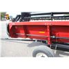 Image 18 : 2006, CIH 1020 30' flex head, 3" knife, tracker, (Header Carrier Wagon is NOT INCLUDED)