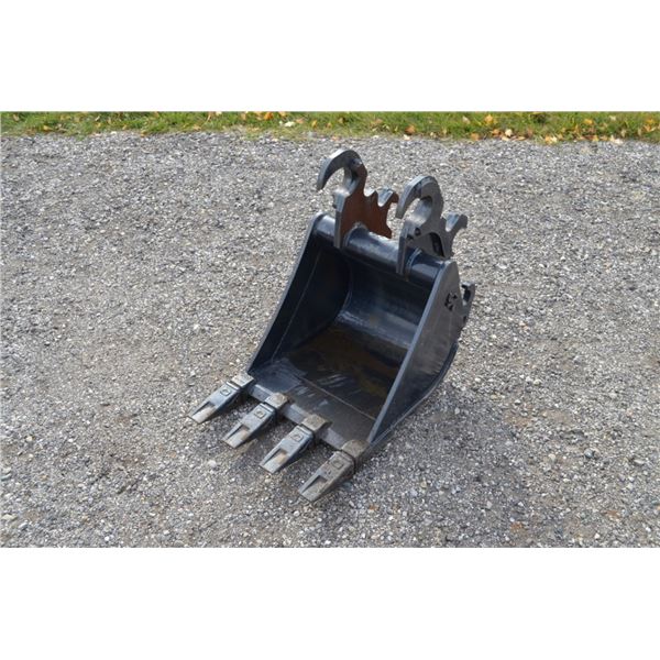 SoCotech 18" tooth bucket, to fit excavator