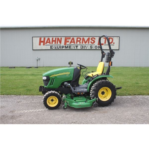 JD 2320 4wd compact tractor, JD 62D drive over mid mount deck, 148 hours