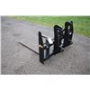 Image 4 : AMI CAT Quick coupler, 60" pallet forks, to fit CAT 420E backhoe