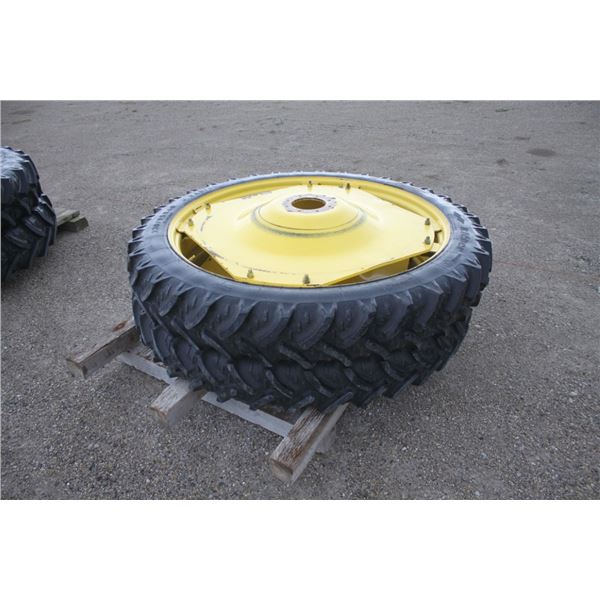 Set of 2 Kleber 230/95R48 row crop tires on JD 5000 series rims