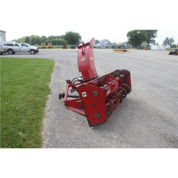 IH 80 7' double auger snowblower, hydraulic chute