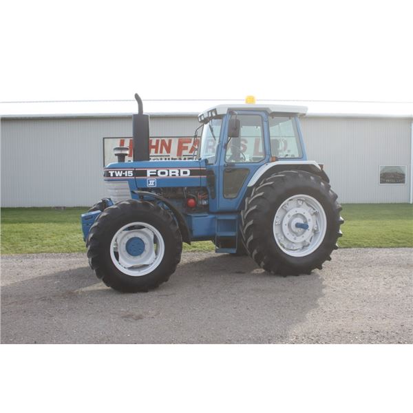 Ford TW-15 II 4wd tractor, cab, air, 3390 hours