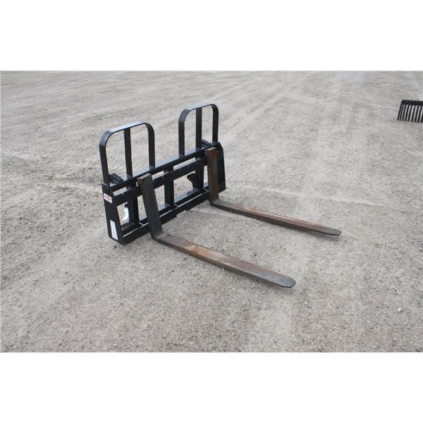 Walco 5500Lb pallet forks, 48" tines, Alo/Euro hookup, New and Unused