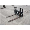 Image 2 : Walco 5500Lb pallet forks, 48" tines, Alo/Euro hookup, New and Unused