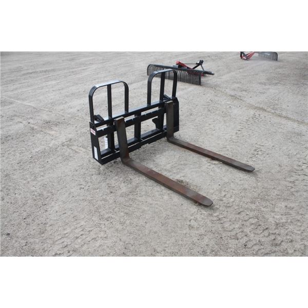 Walco 5500Lb pallet forks, 48" tines, Alo/Euro hookup, New and Unused