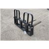Image 4 : Walco 5500Lb pallet forks, 48" tines, Alo/Euro hookup, New and Unused