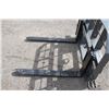 Image 6 : Challenger 3700 lbs deluxe pallet fork, 42" tines, universal skidsteer QT, New and Unused
